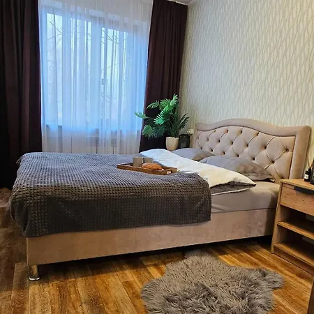 2К Апартаменты В Центре Поселение 24 На 7 Kryvyi Rih Exterior photo